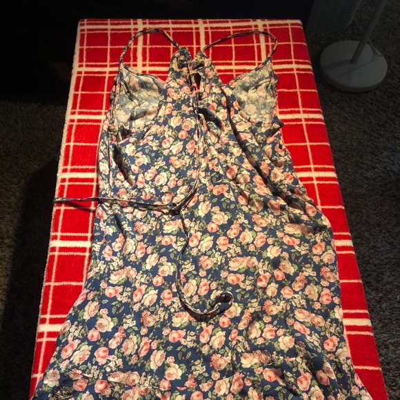 Floral Summer Dress - Picture 4 of 4